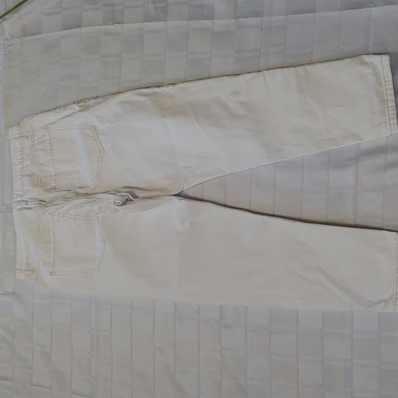 DYNAMITE White Tapered Jeans Side 29 - Picture 2 of 10